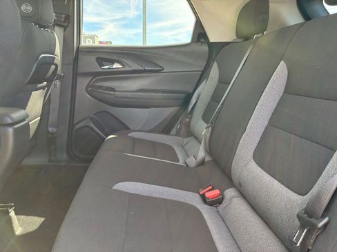 Used 2025 Chevrolet TrailBlazer LT image 24