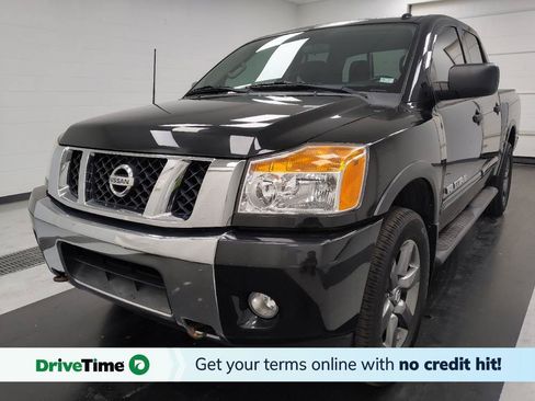 Used 2015 Nissan Titan SV w/ SV Value Truck Package AWD/4WD image 1