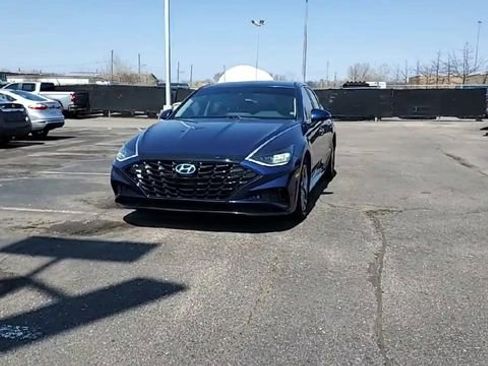 Used 2020 Hyundai Sonata SEL w/ Convenience Package FWD image 3