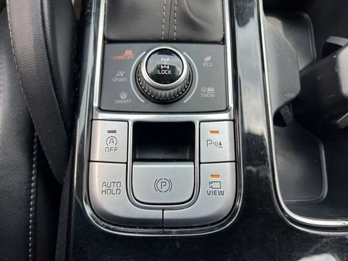 Certified 2022 Kia Telluride SX w/ SX Prestige Package AWD/4WD image 26