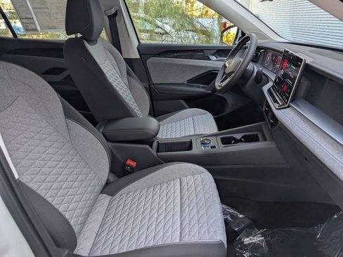 New 2026 Volkswagen Tiguan S FWD image 20