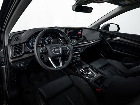 Certified 2023 Audi Q5 e Premium w/ Convenience Package AWD/4WD image 10
