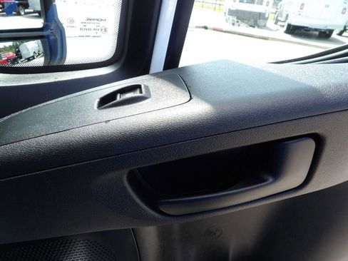 Used 2025 RAM ProMaster 2500 w/ U-Haul Equipment Group FWD image 31