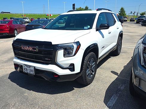 Used 2026 GMC Terrain AT4 w/ LPO, Black Badging Package AWD/4WD image 11