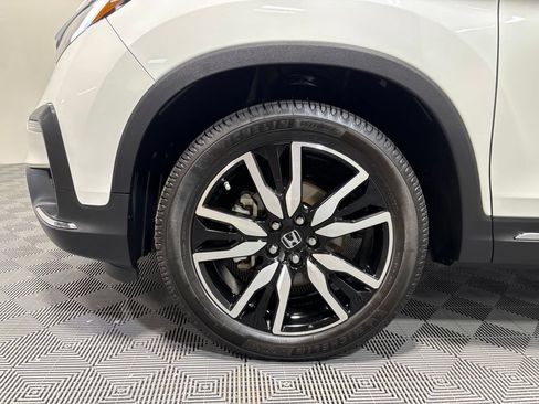 Certified 2020 Honda Pilot Elite image 9