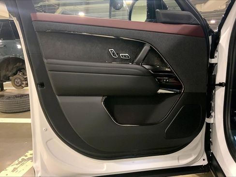 New 2026 Land Rover Range Rover Sport Dynamic SE image 10