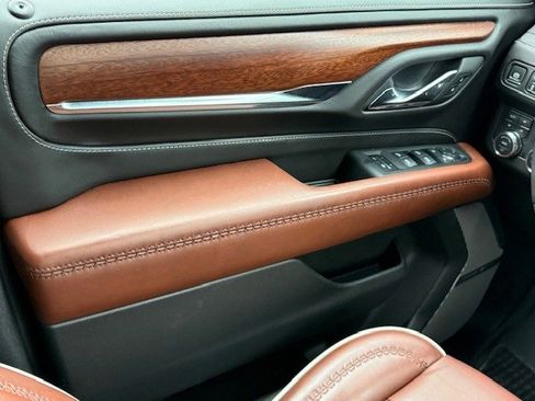 Certified 2024 GMC Yukon XL Denali Ultimate image 38