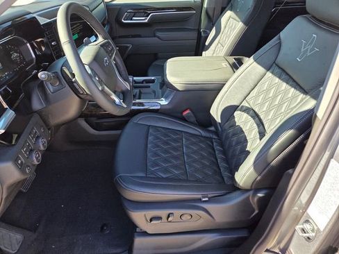New 2026 Chevrolet Silverado 1500 RST w/ All Star Edition Plus AWD/4WD image 6