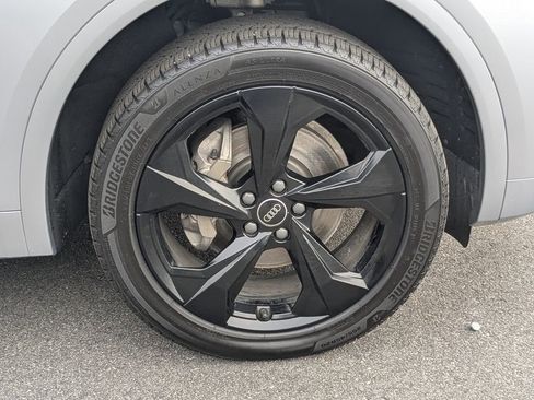 Used 2022 Audi Q5 2.0T Premium Plus image 12