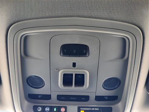 Used 2019 Cadillac CTS Luxury image 24