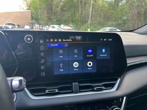 Used 2025 Chevrolet Equinox LT image 20