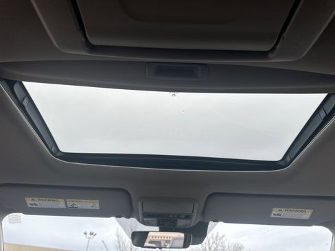 Used 2021 Honda Pilot Touring image 19