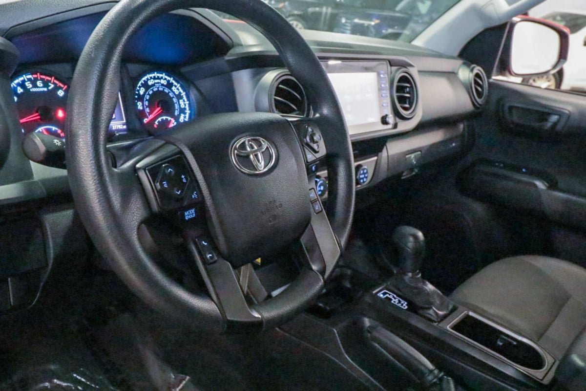 Used 2022 Toyota Tacoma SR w/ SR Convenience Package RWD image 13