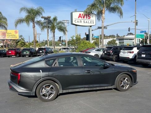 Used 2025 Kia K4 LXS image 4