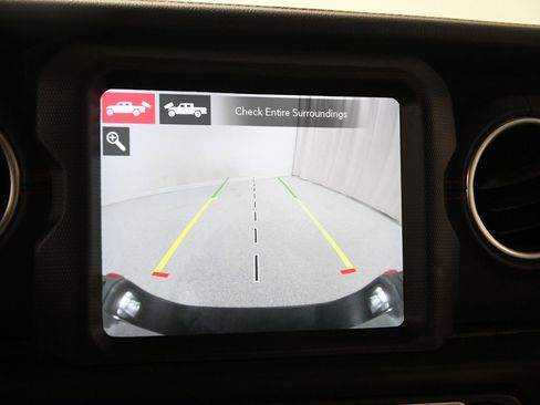 Used 2020 Jeep Gladiator Rubicon image 14