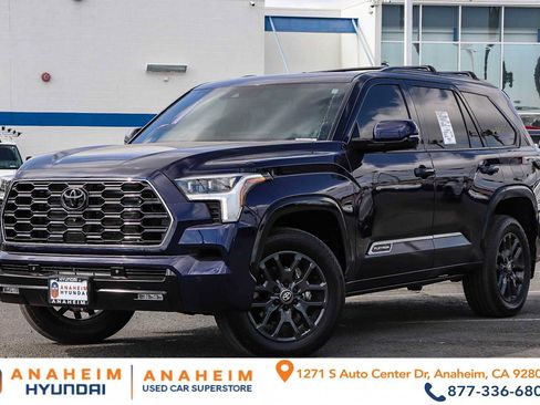 Used 2025 Toyota Sequoia Platinum image 1