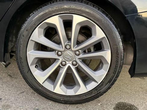 Used 2015 Honda Accord Sport image 12