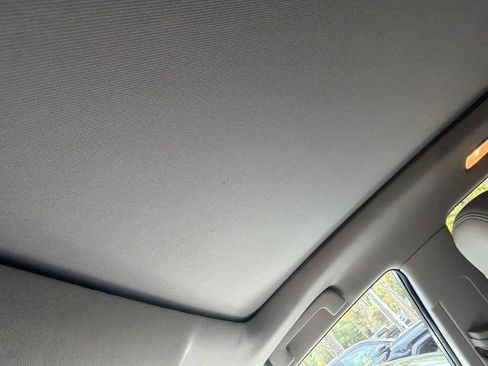 Used 2016 Toyota Highlander Limited Platinum FWD image 5