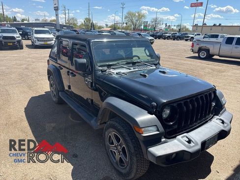 Used 2019 Jeep Wrangler Unlimited Sport AWD/4WD image 3