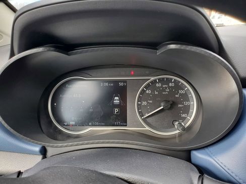 New 2025 Nissan Versa SV w/ Trunk Package image 23