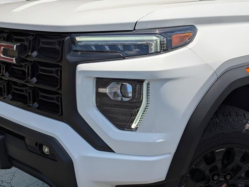 New 2026 GMC Canyon Elevation w/ Convenience Package image 4