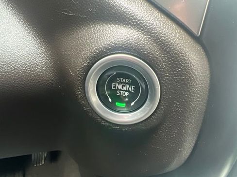 Used 2019 Chevrolet Silverado 1500 LTZ w/ LTZ Convenience Package image 31