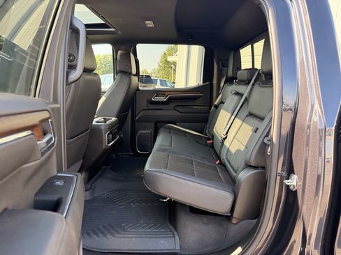 Used 2023 Chevrolet Silverado 1500 High Country w/ Technology Package AWD/4WD image 29