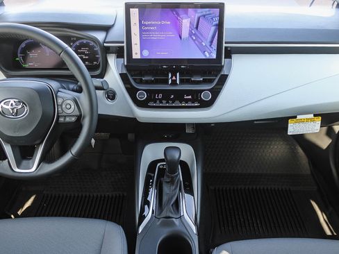 New 2026 Toyota Corolla SE image 15