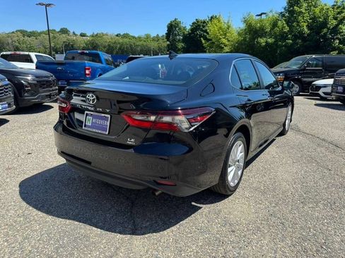Used 2024 Toyota Camry LE AWD/4WD image 7