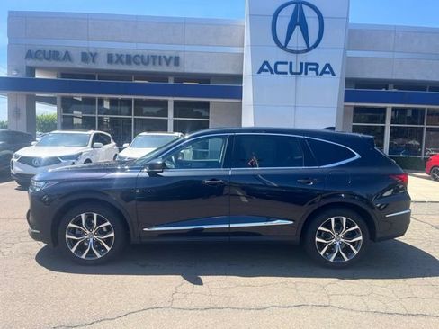 Used 2023 Acura MDX SH-AWD w/ Technology Package image 1