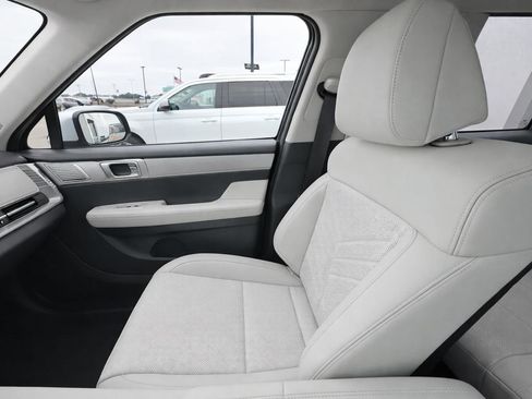 Used 2026 Hyundai Santa Fe SEL AWD/4WD image 15