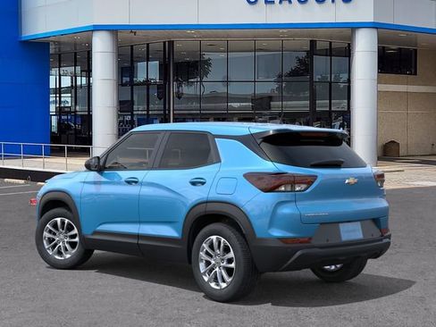 New 2026 Chevrolet TrailBlazer LS w/ LS Convenience Package FWD image 3