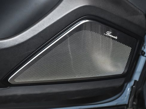 Used 2024 Porsche Cayenne Turbo GT image 11