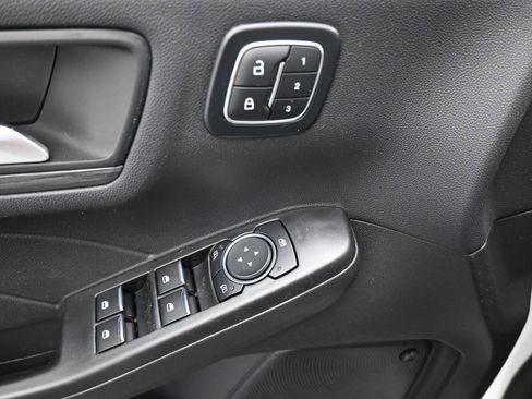 New 2025 Ford Escape SE w/ PHEV Premium Package image 11