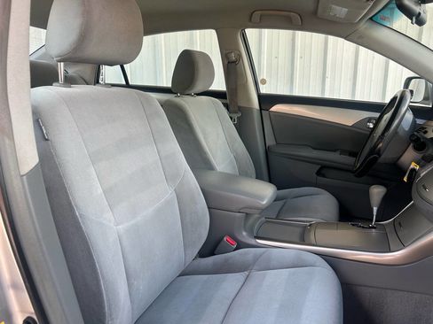 Used 2006 Toyota Avalon XL image 22