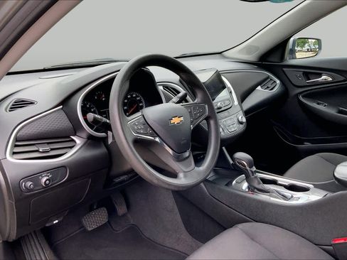 Used 2024 Chevrolet Malibu LT FWD image 17