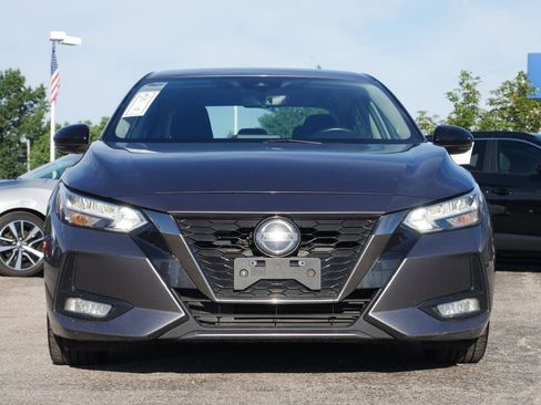 Used 2020 Nissan Sentra SR w/ Electronics Package FWD image 5
