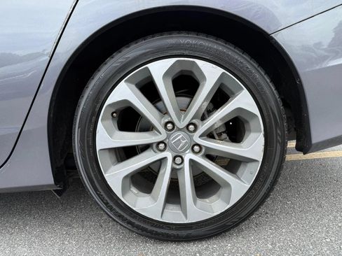 Used 2013 Honda Accord Sport image 29