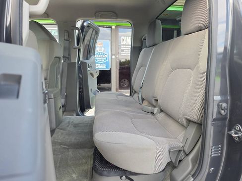 Used 2012 Nissan Frontier SV w/ SV Premium Utility Pkg RWD image 21