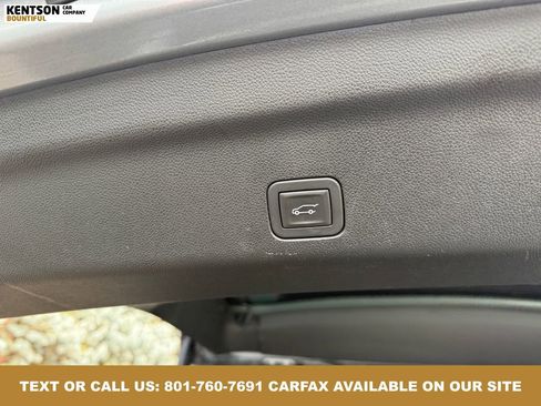 Used 2025 GMC Yukon XL Denali image 39