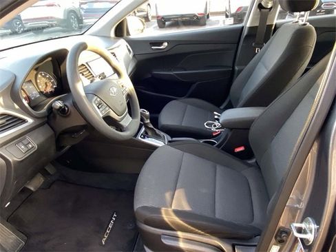 Used 2019 Hyundai Accent SEL image 13