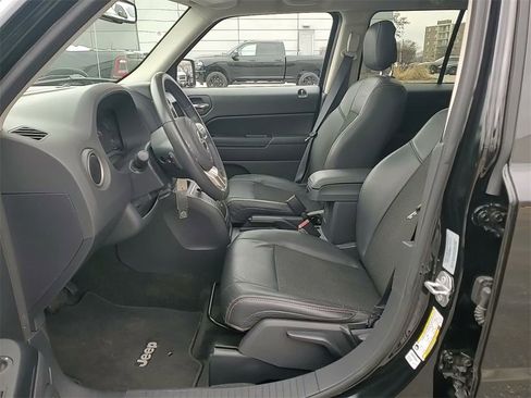 Used 2016 Jeep Patriot 75th Anniversary w/ Power Value Group image 22