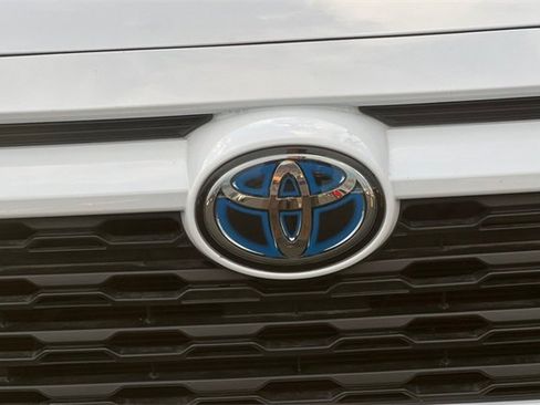 Used 2024 Toyota RAV4 XLE image 38