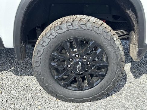 New 2026 Chevrolet Silverado 2500 LT w/ Trail Boss Package AWD/4WD image 4