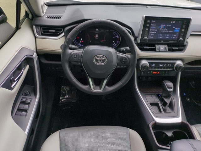 Used 2019 Toyota RAV4 Limited w/ Cold Weather Package FWD image 15