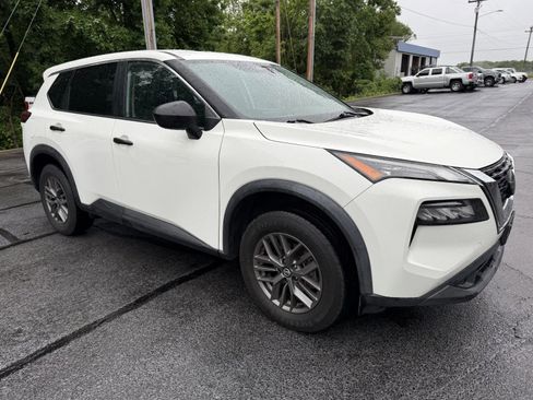 Used 2021 Nissan Rogue S FWD image 5