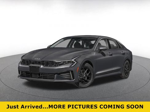 Used 2025 Kia K5 LXS FWD image 1