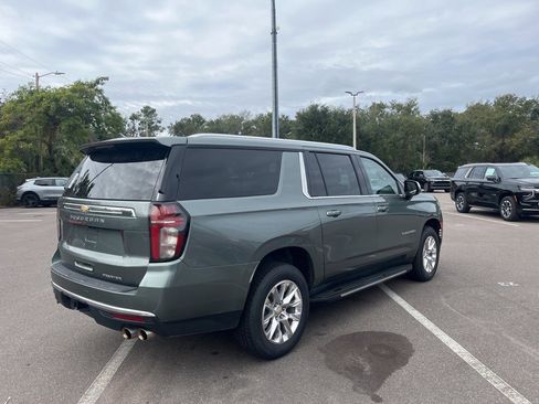 Used 2023 Chevrolet Suburban Premier image 5