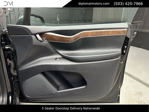 Used 2020 Tesla Model X Long Range image 25