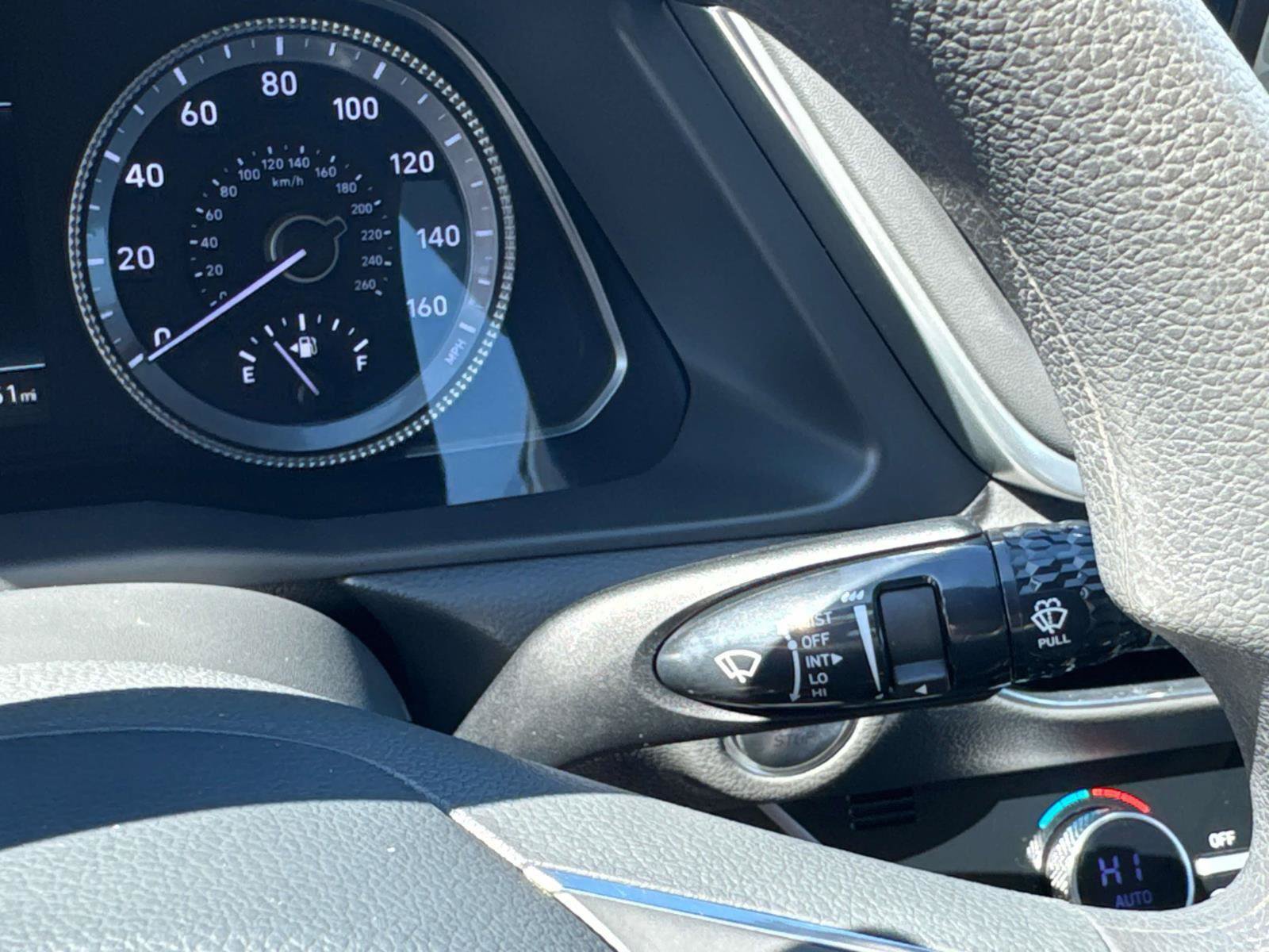 Used 2023 Hyundai Sonata SEL FWD image 12